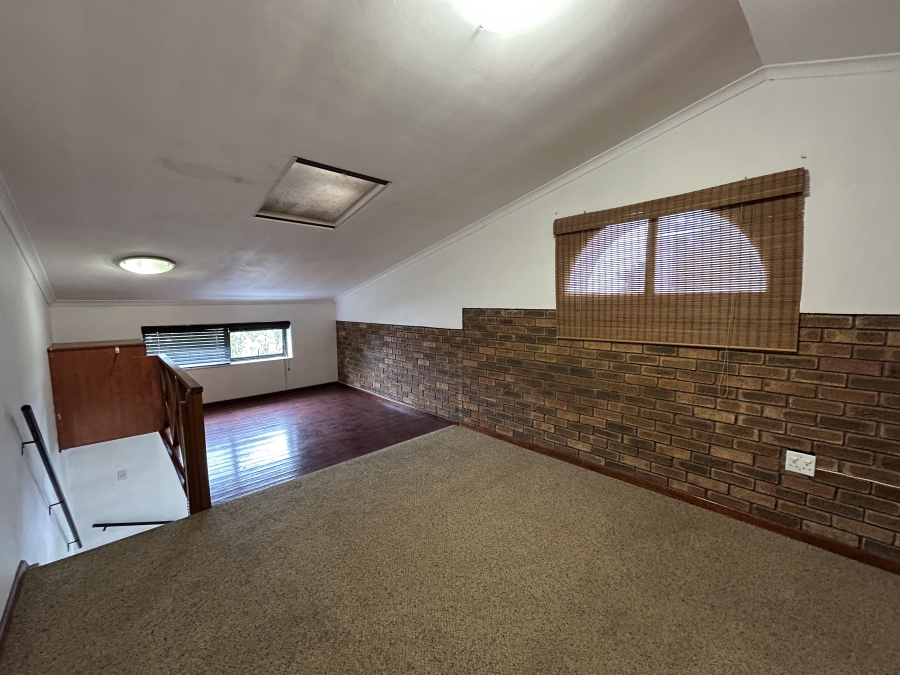 1 Bedroom Property for Sale in Table View Western Cape